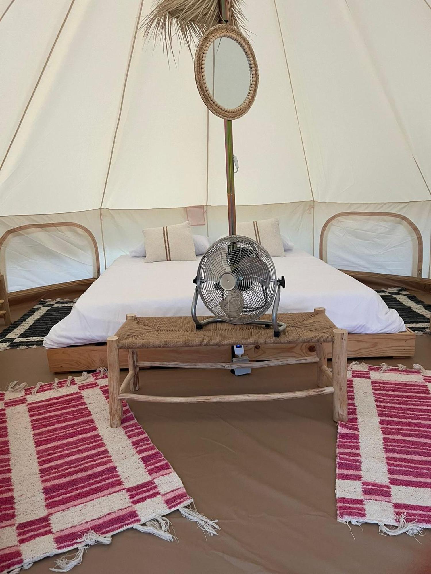 Camping Vila De Sarria Kültér fotó
