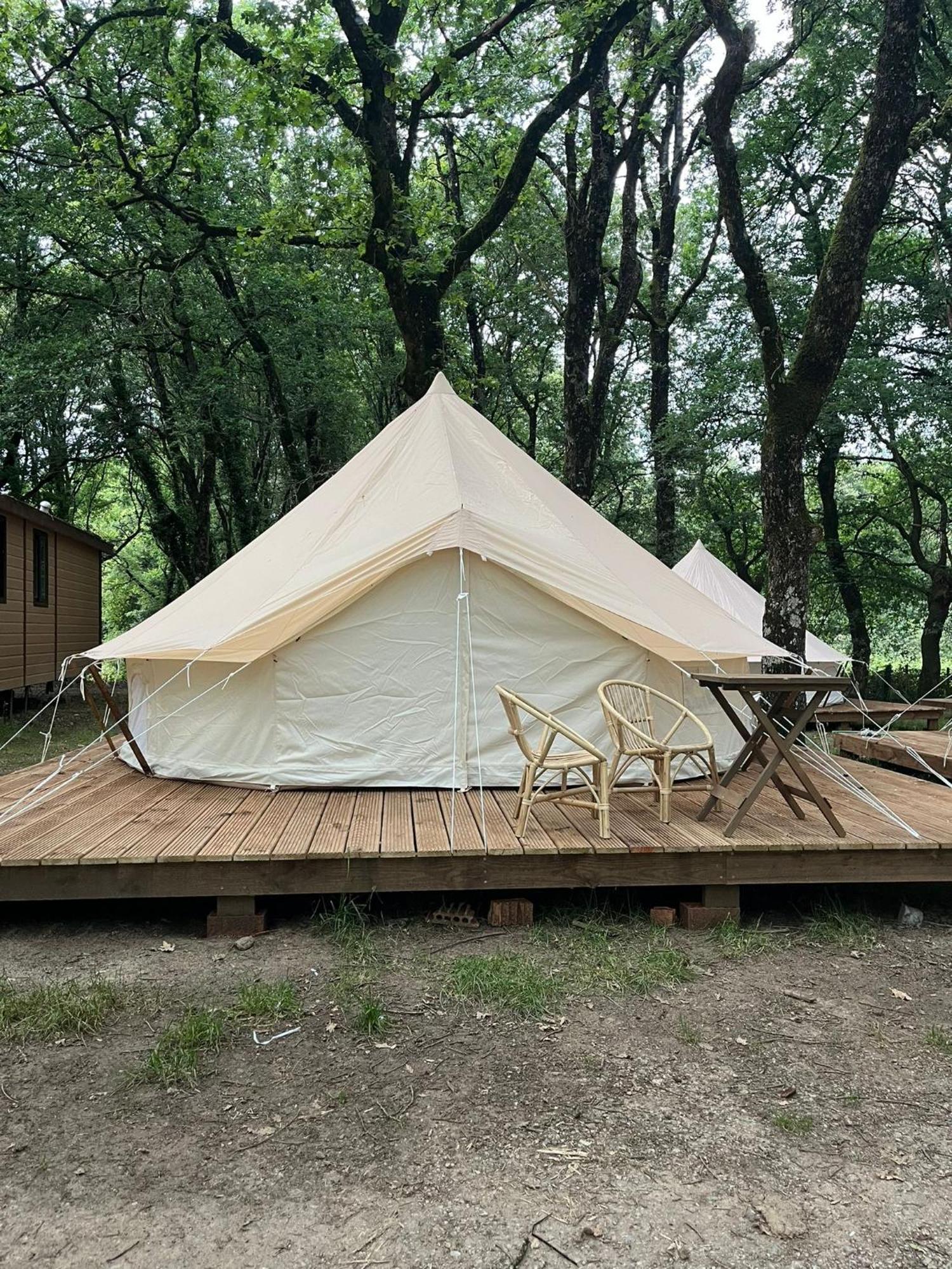 Camping Vila De Sarria Kültér fotó